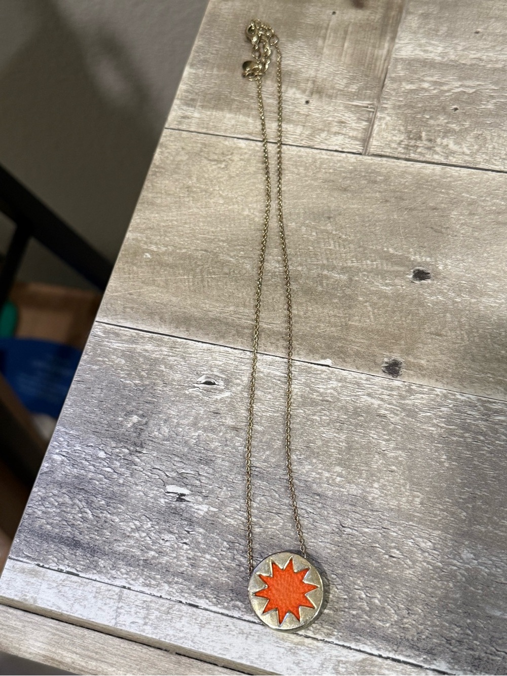 House of Harlow 1960 Sunburst Pendant Necklace Orange